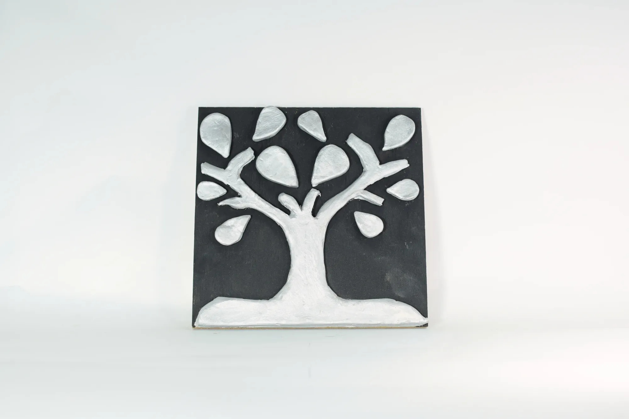 Relief plaque [Tree of life]